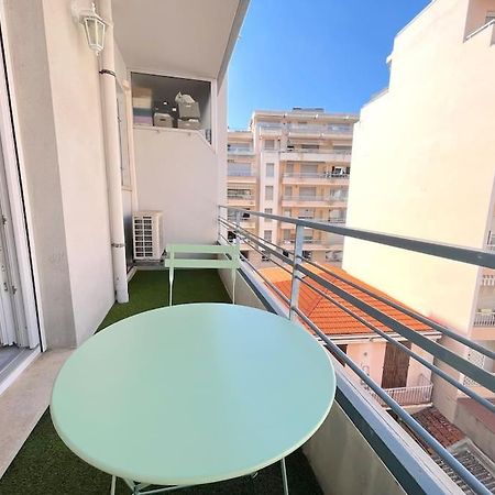 Joli Studio - Studio Neuf Terrasse Clim Wi-Fi 2 Min. Des Plages Antibes Exterior photo
